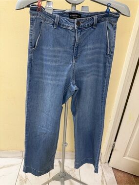 Susan Graver Light Blue Straight-Leg Jeans